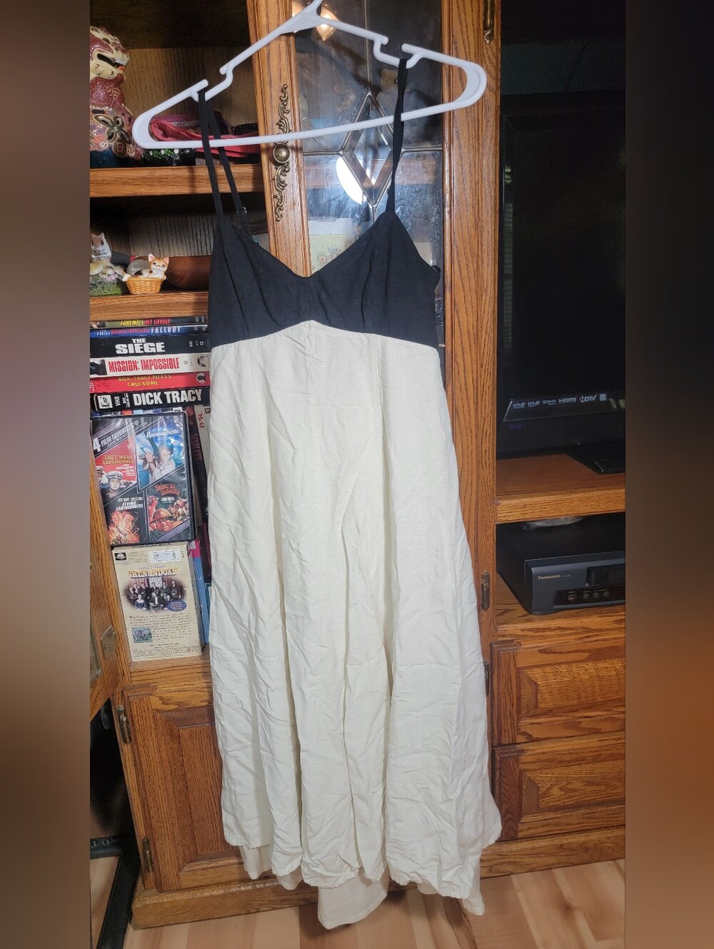 Japna Black and Cream Spaghetti-Strap Maxi Dress Size Xsmall